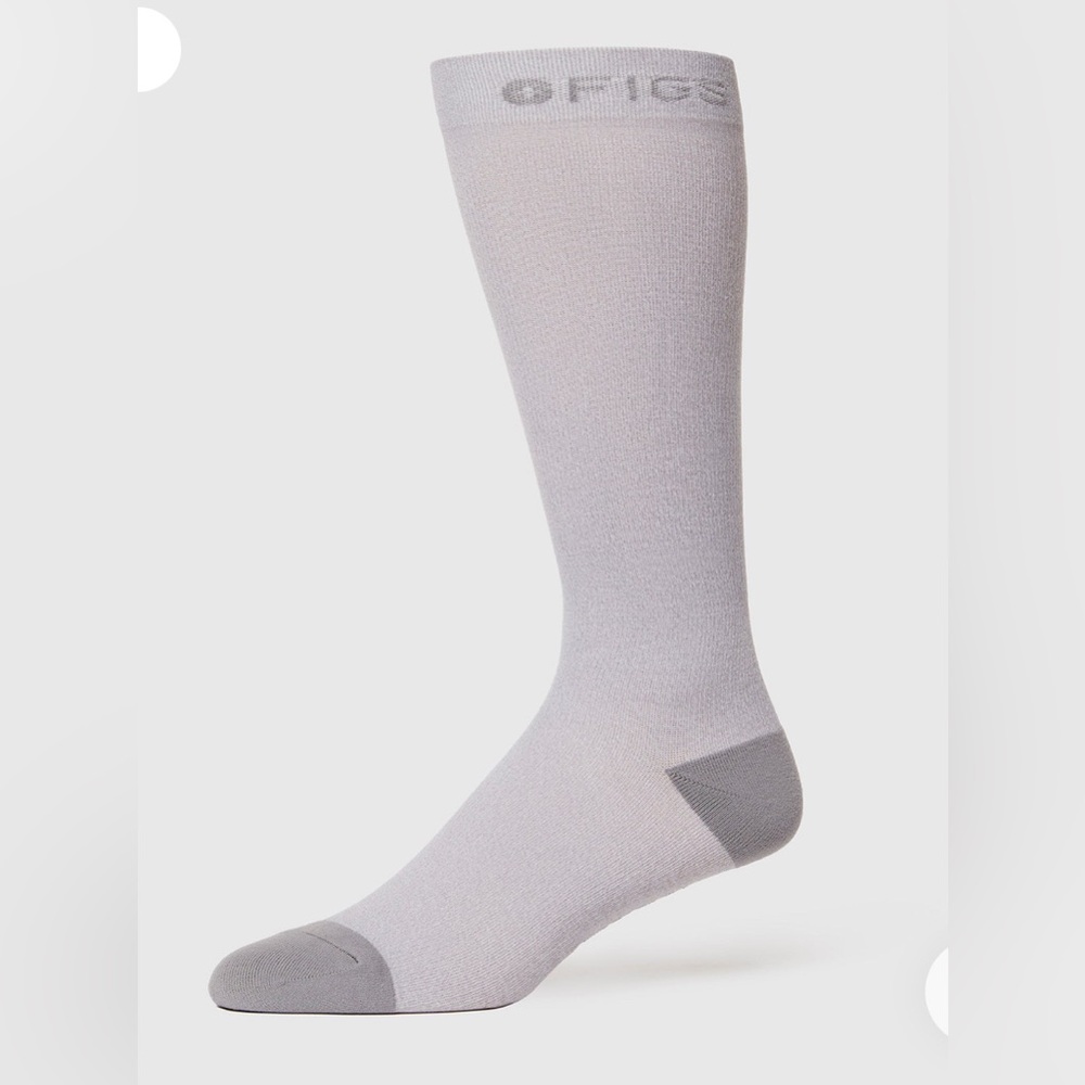 FIGS New Mens Compression Socks Large 100% Awesome Healthcare Nursing Solid Grey